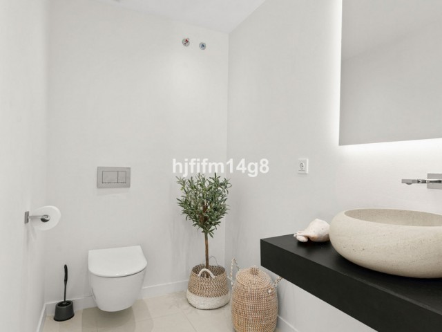 Villa avec 5 Chambres  à San Pedro de Alcántara
