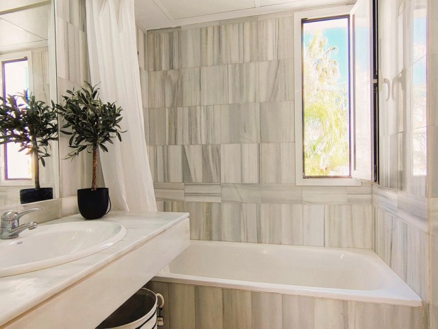 Penthouse in Nueva Andalucía