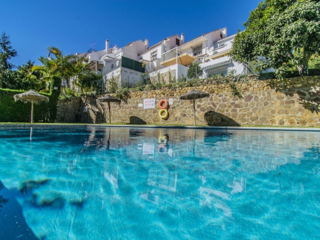 Townhouse, The Golden Mile