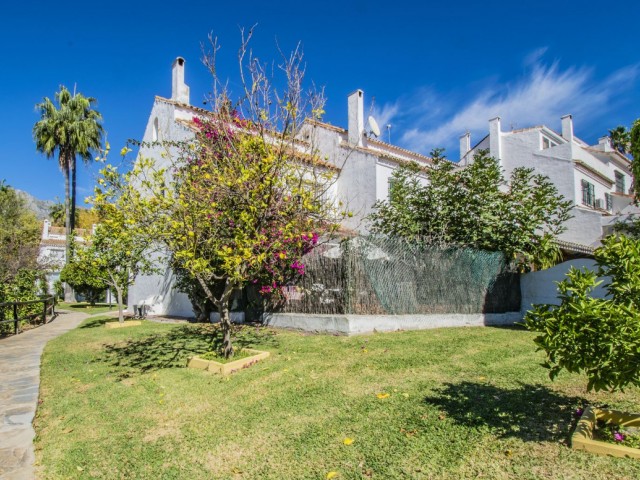 4 Bedrooms Townhouse in The Golden Mile