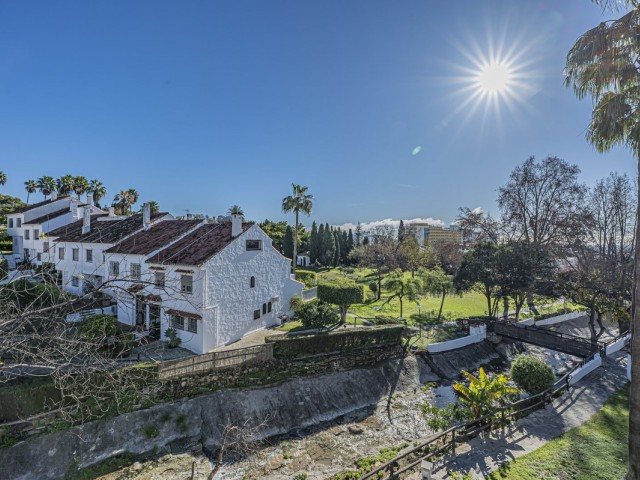 4 Bedrooms Townhouse in The Golden Mile