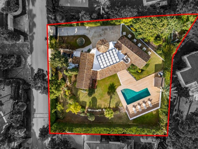 5 Bedrooms Villa in Marbella