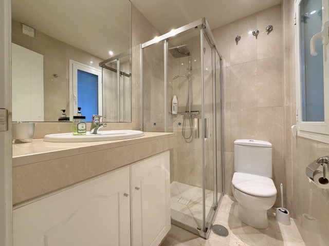 2 Bedrooms Apartment in Estepona