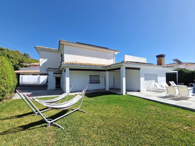6 Schlafzimmer Villa in Benalmadena