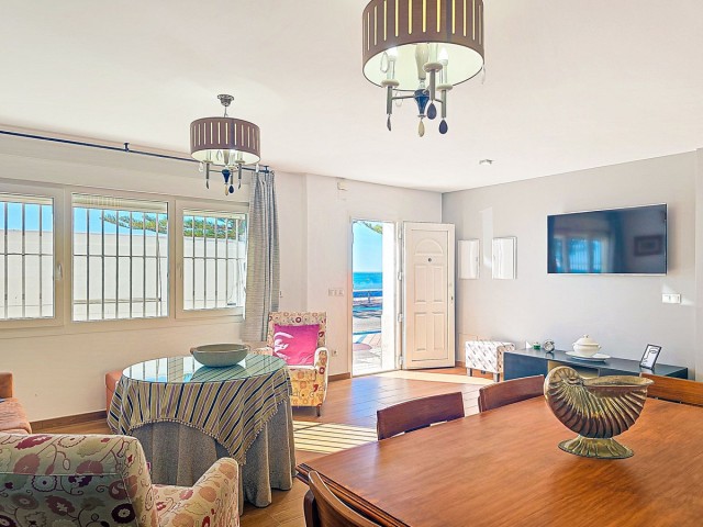 2 Bedrooms Villa in Lagos