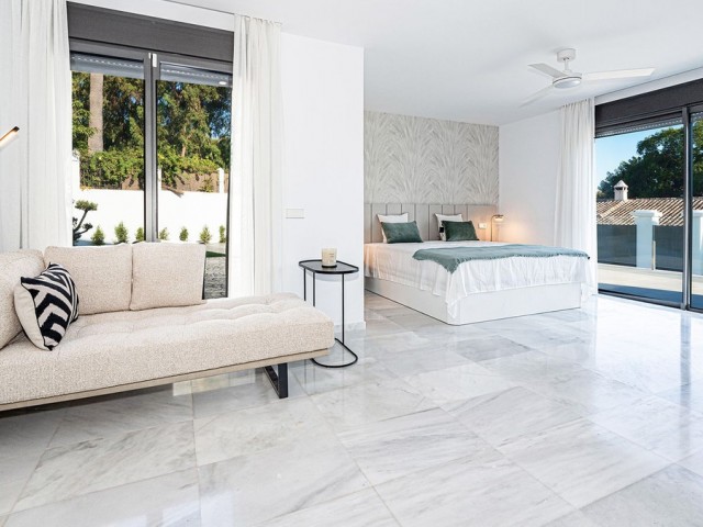 Villa avec 5 Chambres  à Marbella