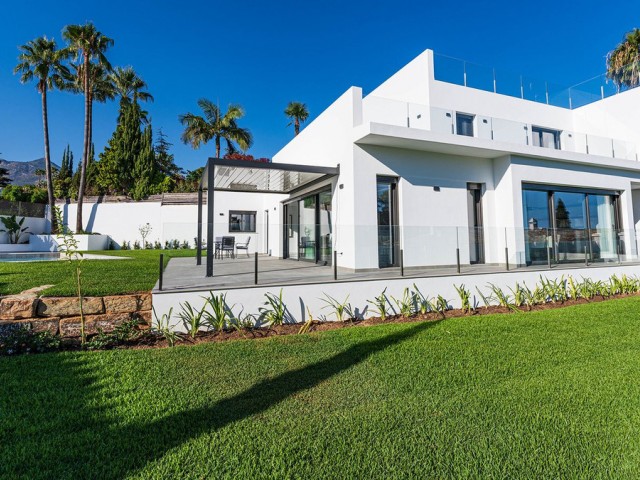 Villa avec 5 Chambres  à Marbella