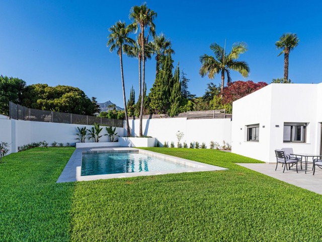 Villa avec 5 Chambres  à Marbella