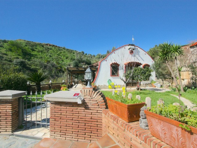 8 Soveroms Villa i Mijas