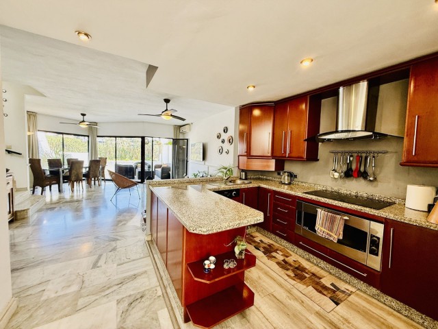 3 Bedrooms Townhouse in Benalmadena