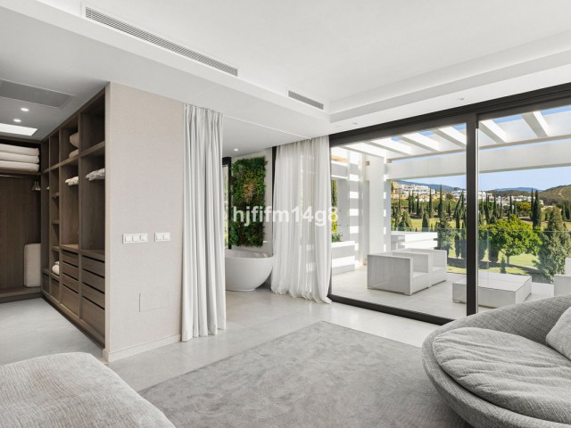 5 Schlafzimmer Villa in Los Flamingos