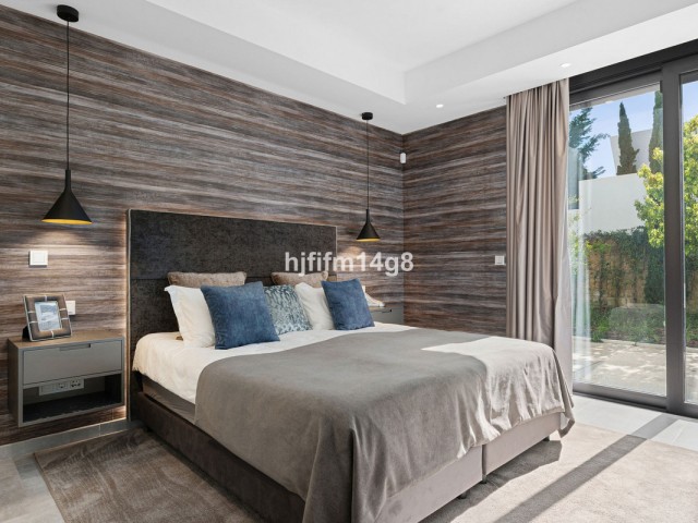 5 Schlafzimmer Villa in Los Flamingos