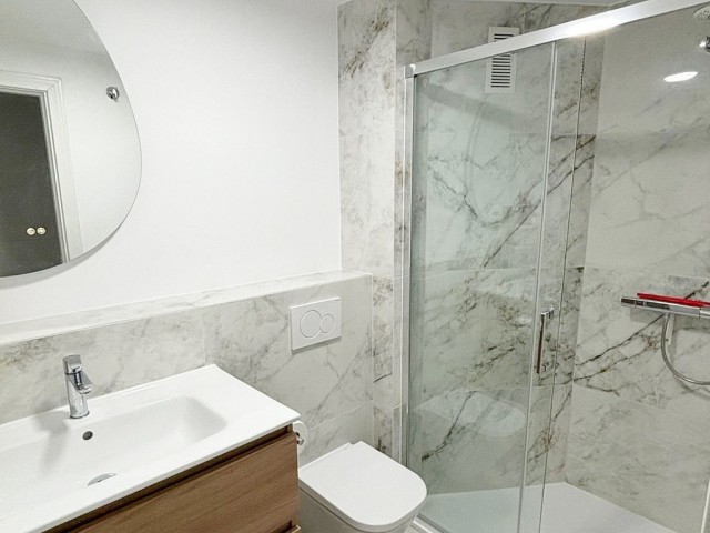 Lägenhet, Torremolinos, R5309629