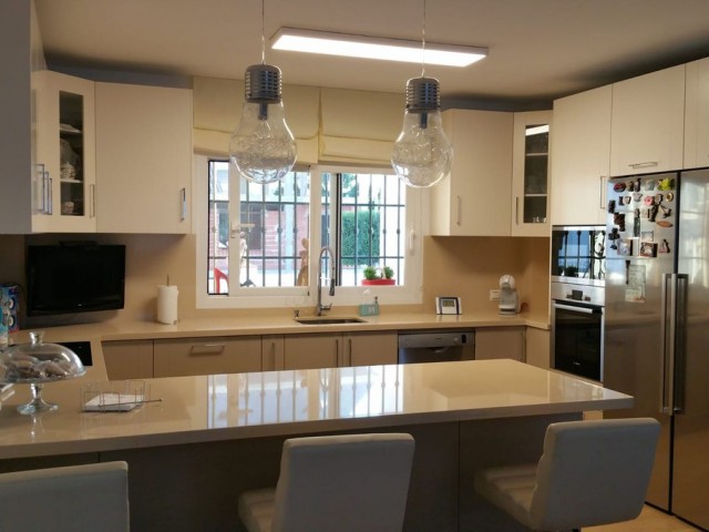 Reihenhaus San Pedro de Alcántara - R5309653