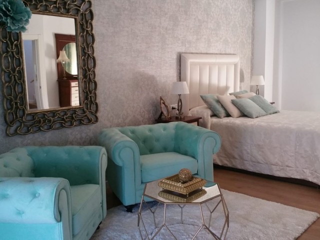 6 Makuuhuoneen Rivitalo San Pedro de Alcántara