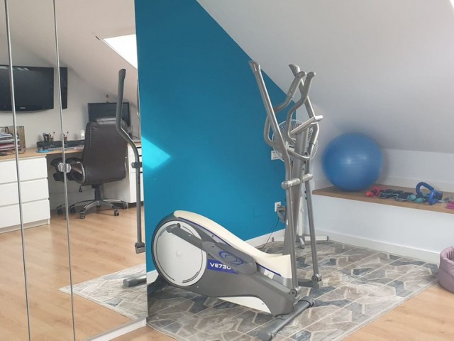 6 Makuuhuoneen Rivitalo San Pedro de Alcántara