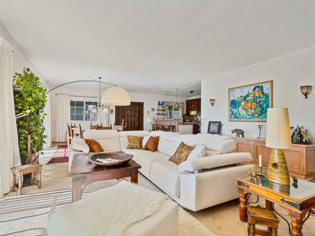 Villa con 2 Dormitorios  en Benahavís