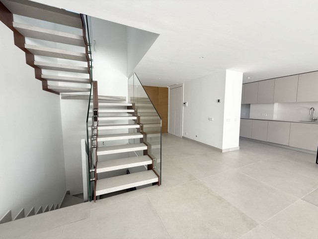 4 Bedrooms Townhouse in San Pedro de Alcántara