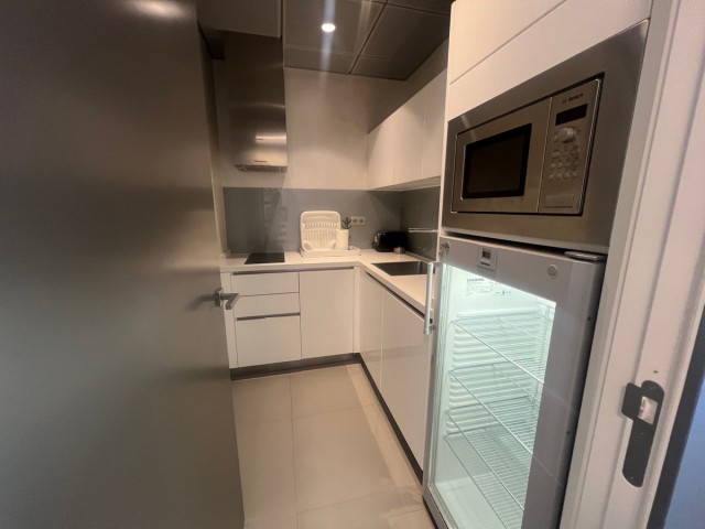 Commercial in Puerto Banús