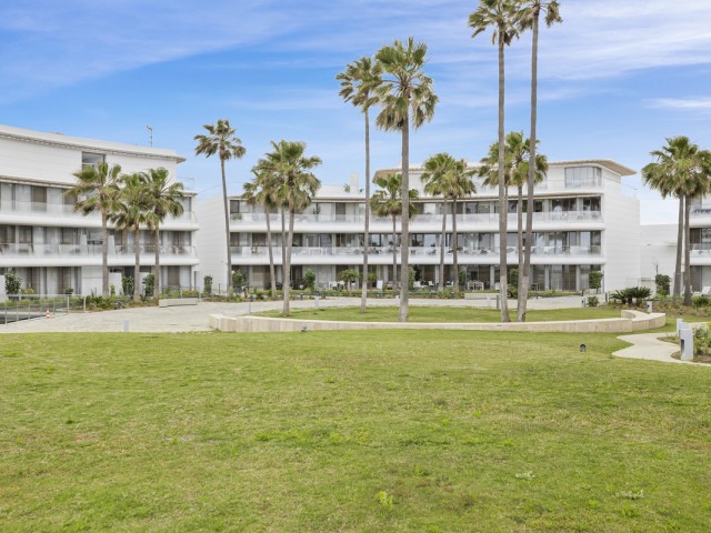 3 Bedrooms Apartment in Estepona