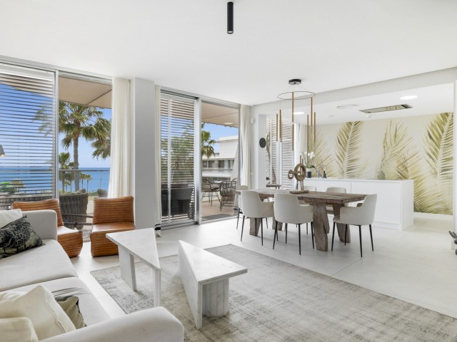 3 Bedrooms Apartment in Estepona