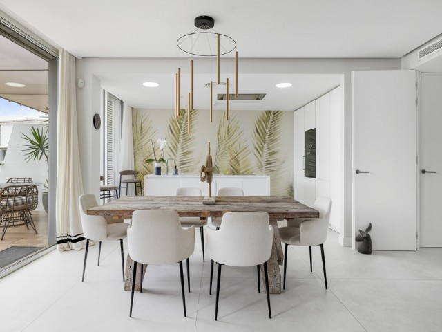 3 Bedrooms Apartment in Estepona