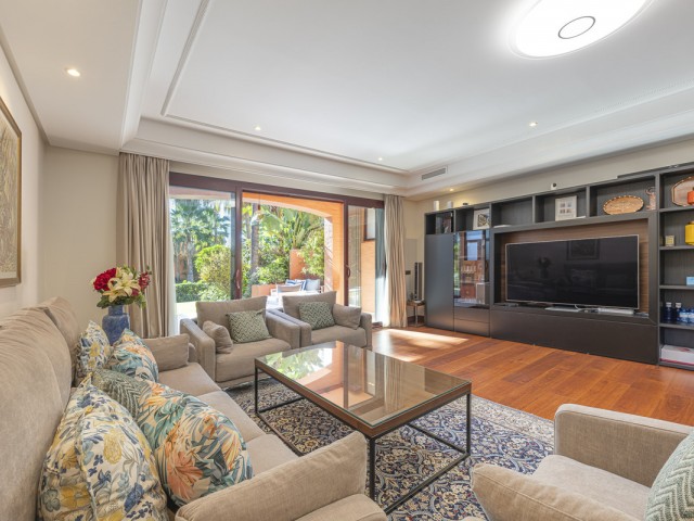 4 Sovrums Radhus i The Golden Mile