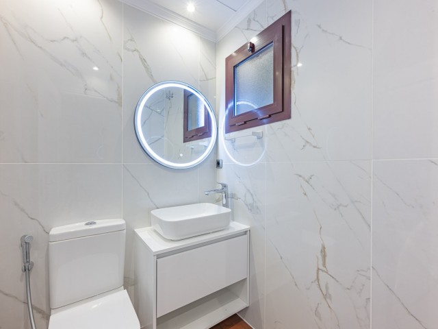 4 Sovrums Radhus i The Golden Mile