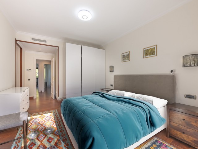 4 Sovrums Radhus i The Golden Mile