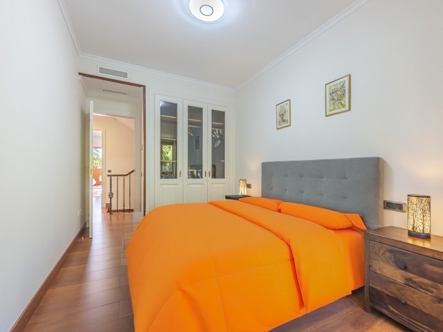 4 Sovrums Radhus i The Golden Mile