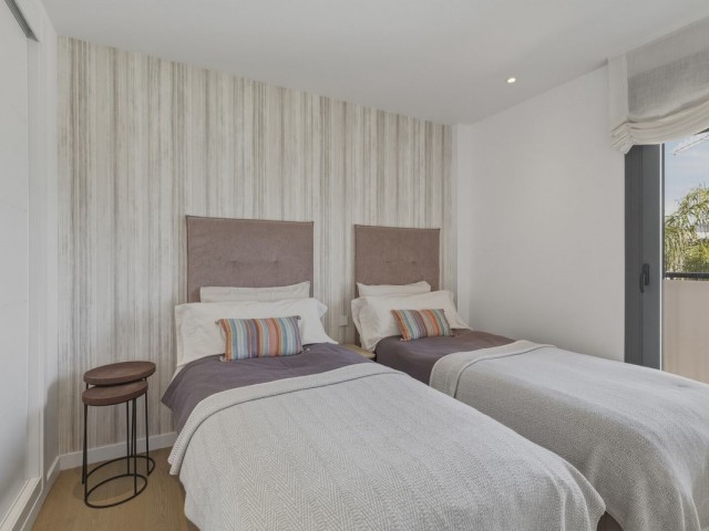 2 Sovrums Lägenhet i Benahavís