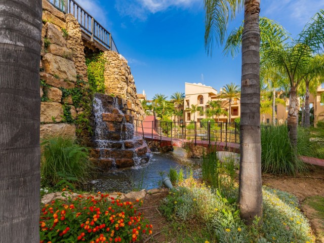 2 Bedrooms Apartment in Benahavís