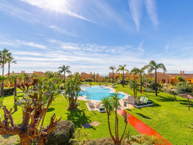 2 Bedrooms Apartment in Benahavís