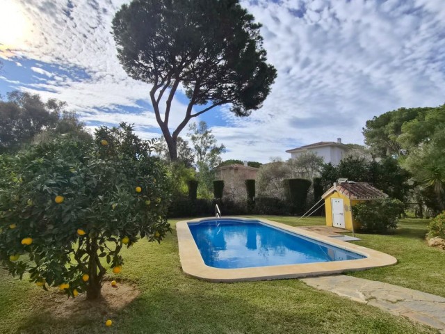 2 Soveroms Villa i Calahonda