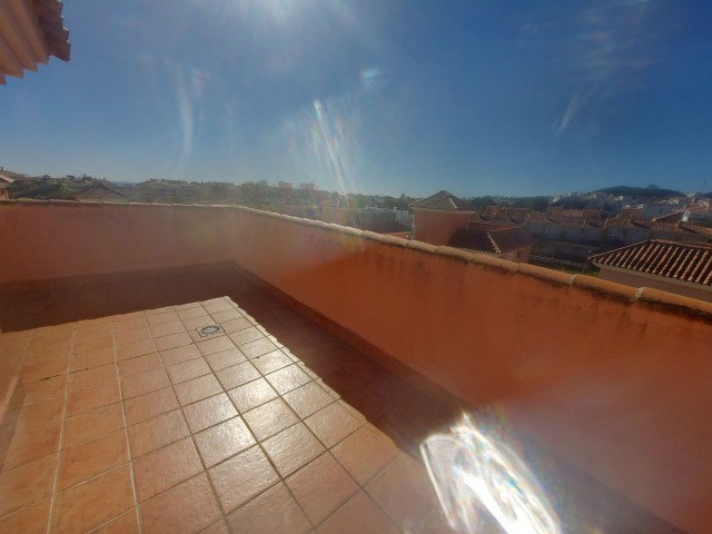 3 Schlafzimmer Reihenhaus in San Luis de Sabinillas