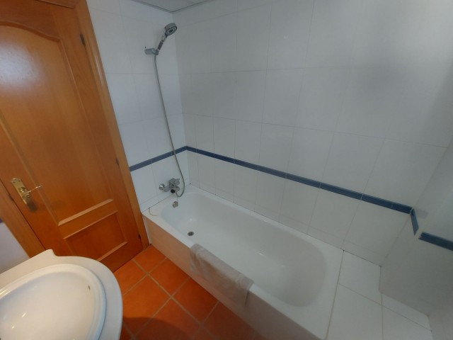 3 Soveroms Rekkehus i San Luis de Sabinillas