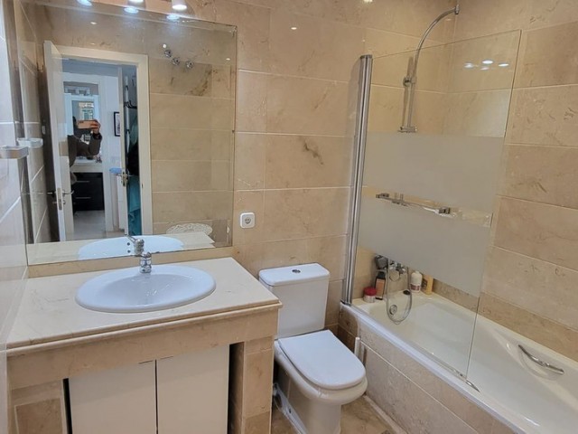 2 Bedrooms Apartment in Puerto Banús