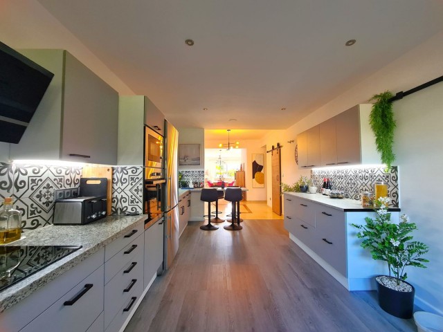 Apartamento con 3 Dormitorios  en San Roque