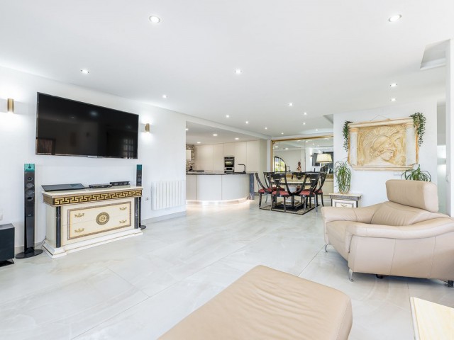 Villa avec 4 Chambres  à Benalmadena