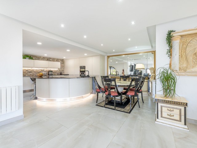 Villa avec 4 Chambres  à Benalmadena