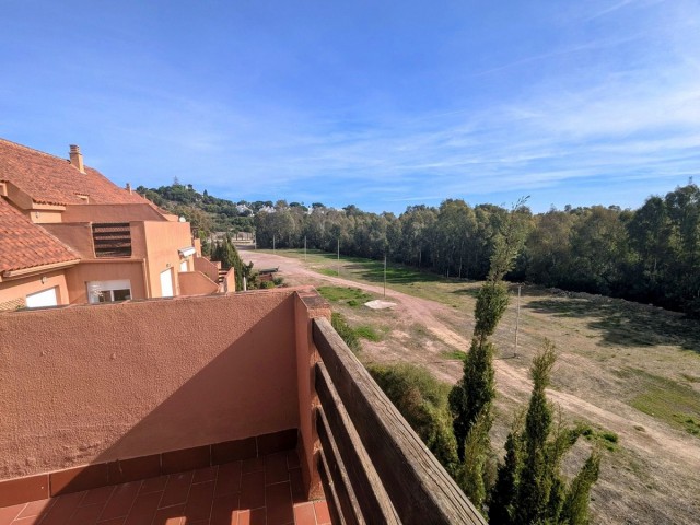 Apartamento con 3 Dormitorios  en Casares