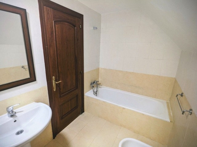 3 Schlafzimmer Apartment in Casares