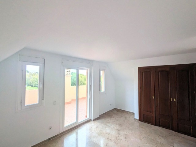 3 Schlafzimmer Apartment in Casares