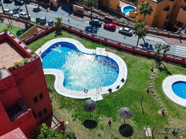 Penthouse avec 3 Chambres  à La Duquesa