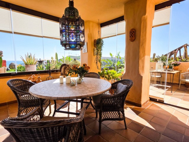 Penthouse avec 3 Chambres  à La Duquesa