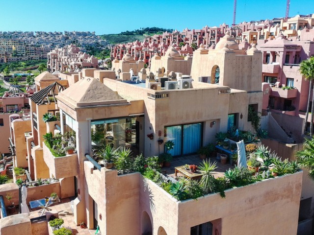 Penthouse in La Duquesa