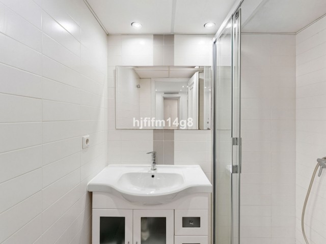 2 Bedrooms Apartment in Puerto Banús