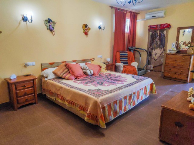 6 Schlafzimmer Villa in Alhaurín de la Torre