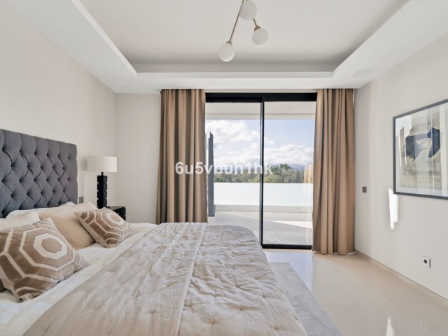 Villa avec 6 Chambres  à Marbella