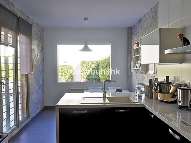 5 Bedrooms Townhouse in Málaga